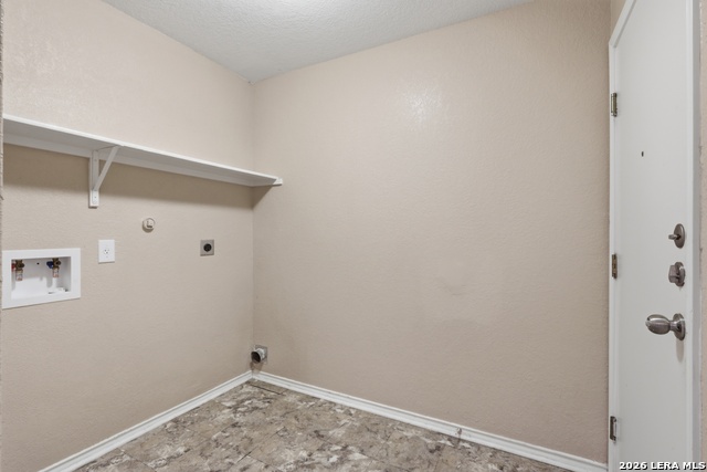 Image 13 of 34 For 818 Three Wood Way