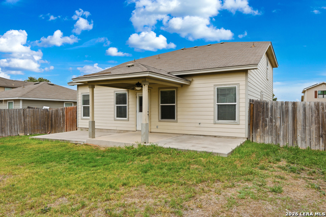 Image 27 of 34 For 818 Three Wood Way