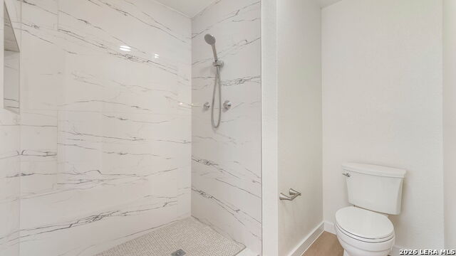 Image 26 of 37 For 306 Cypressgarden Dr