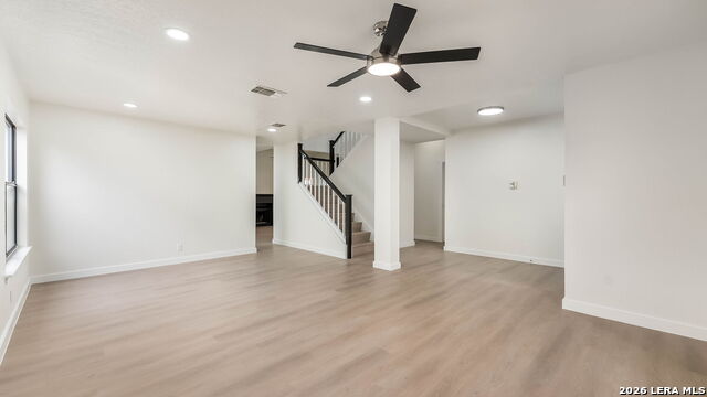 Image 29 of 37 For 306 Cypressgarden Dr