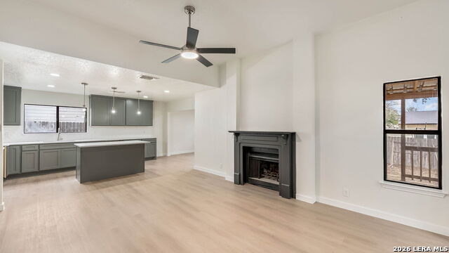 Image 9 of 37 For 306 Cypressgarden Dr