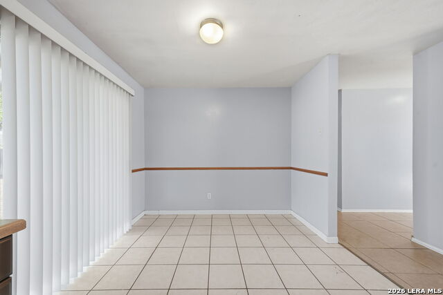 Image 13 of 23 For 701 Aviation Ave