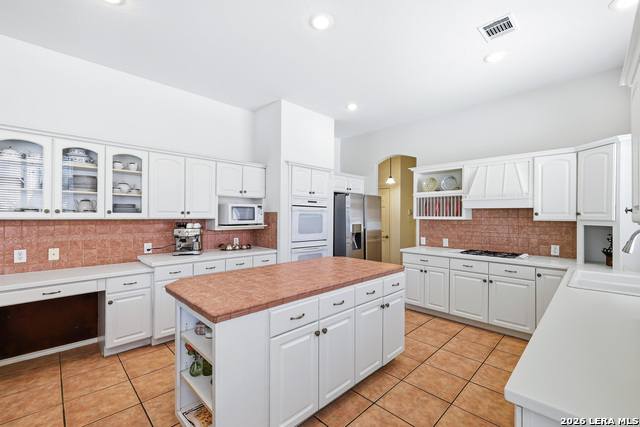 Image 14 of 34 For 726 Treaty Oak