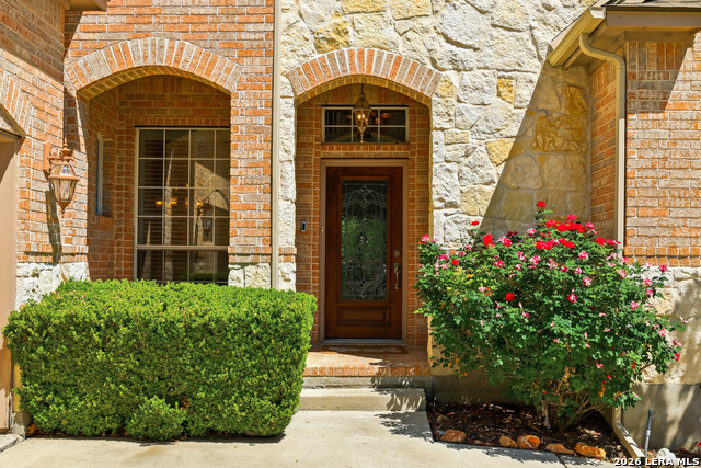 Image 2 of 34 For 726 Treaty Oak