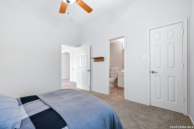 Image 24 of 34 For 726 Treaty Oak