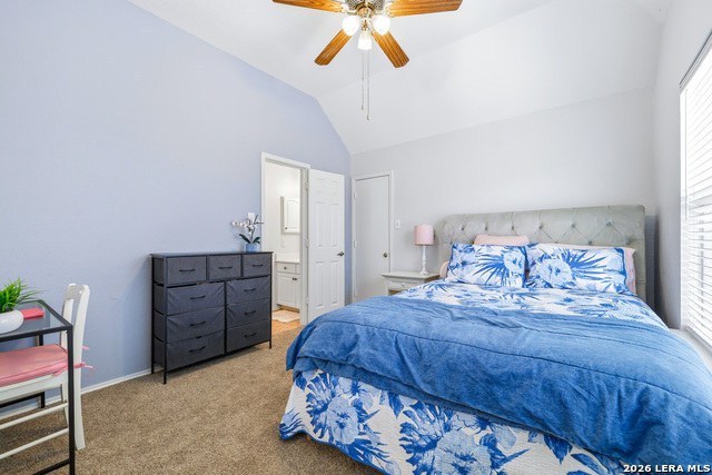 Image 28 of 34 For 726 Treaty Oak