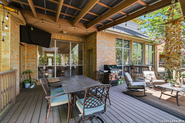 Image 30 of 34 For 726 Treaty Oak