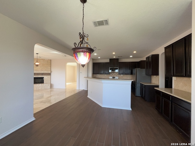 Image 17 of 61 For 4514 Manitou Bay