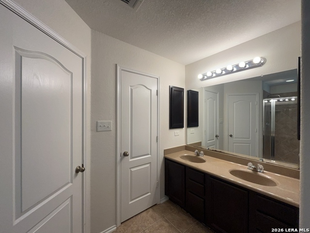 Image 30 of 61 For 4514 Manitou Bay