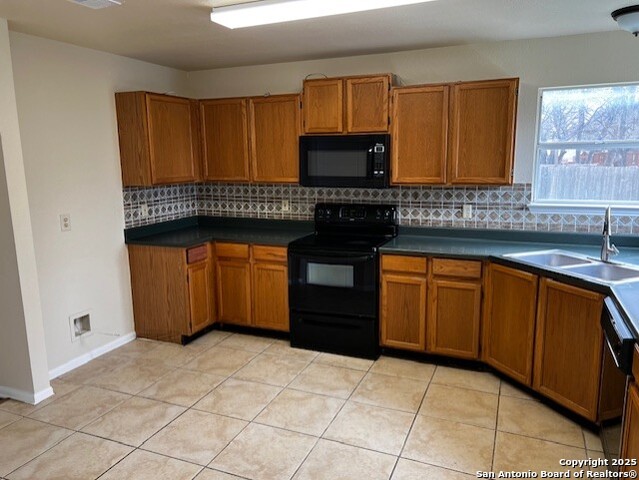 Image 25 of 56 For 13602 Possum Hill