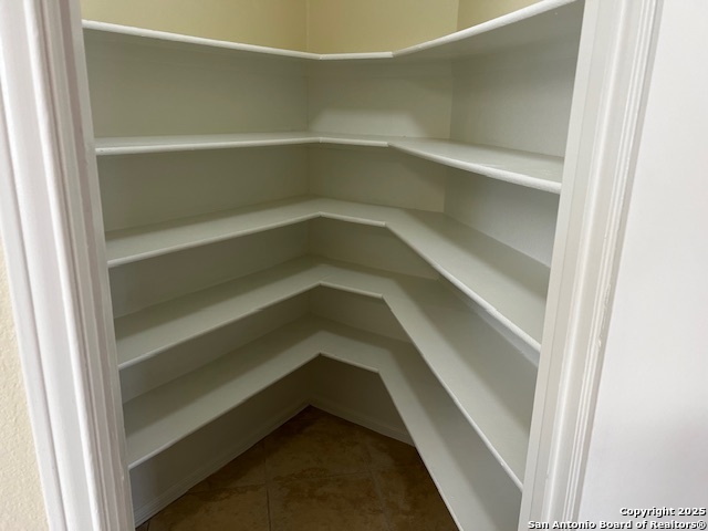 Image 27 of 56 For 13602 Possum Hill