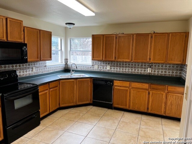 Image 28 of 56 For 13602 Possum Hill