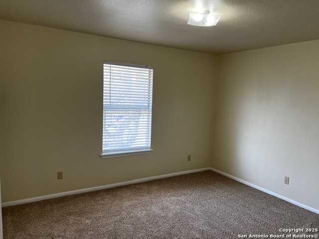 Image 33 of 56 For 13602 Possum Hill