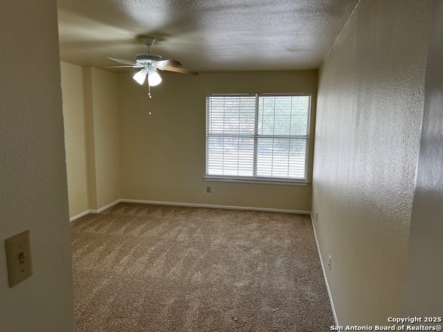 Image 34 of 56 For 13602 Possum Hill