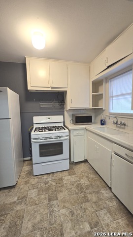 Image 5 of 9 For 818 Russell Pl W 4