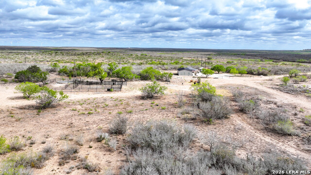 Image 10 of 38 For 5518 County Road 310