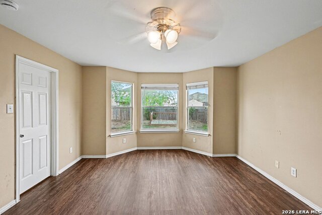 Image 9 of 17 For 6907 Macaway