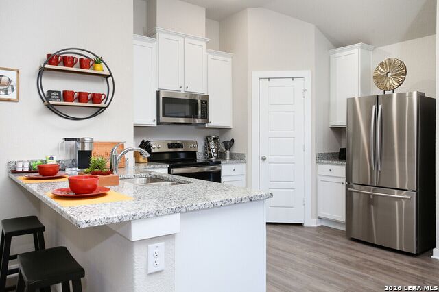 Image 4 of 13 For 6943 Emerald Valley