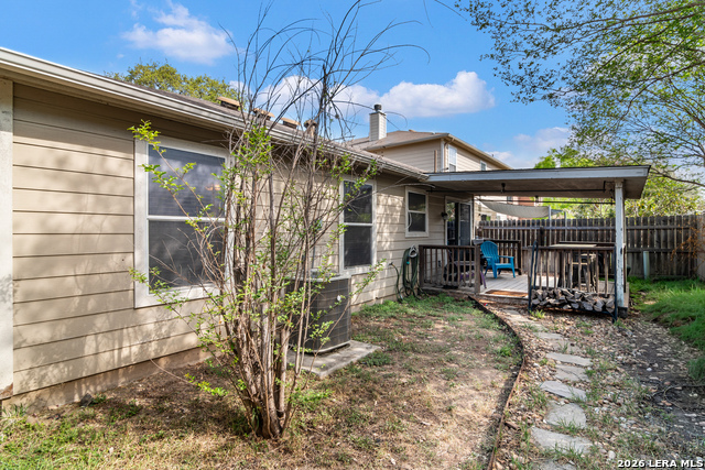 Listing photo id 13 for 14726 Bluemist Pass