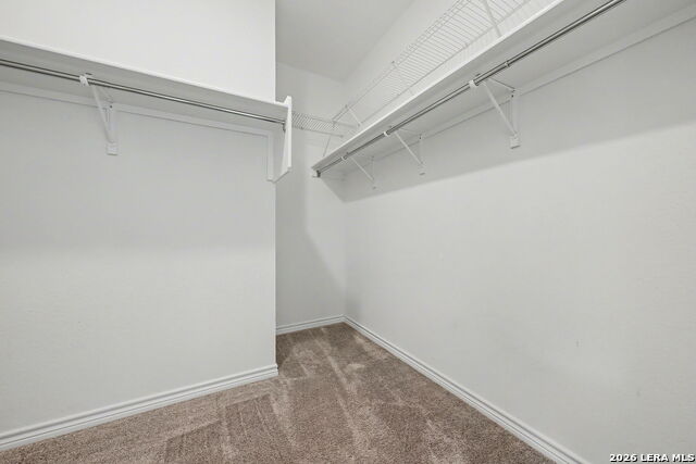 Listing photo id 19 for 4568 Klein Mdws