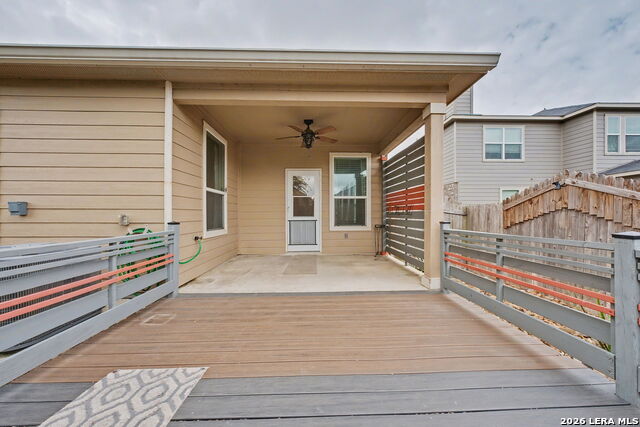 Listing photo id 26 for 4568 Klein Mdws