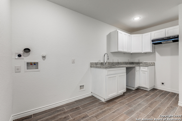 Image 9 of 25 For 1835 Poplar W 402