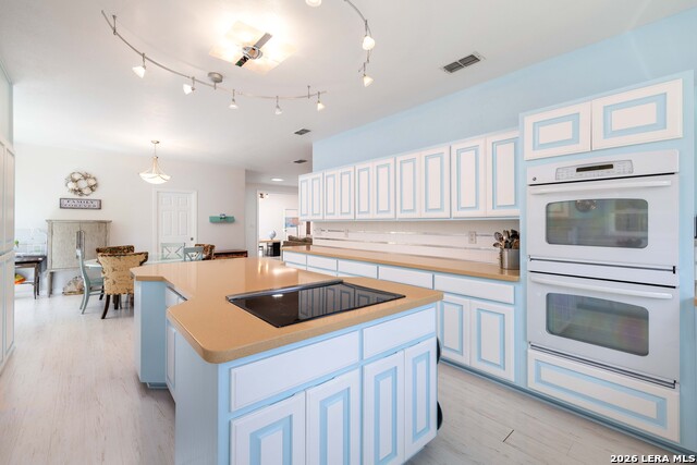 Image 7 of 30 For 8723 Prince Hts