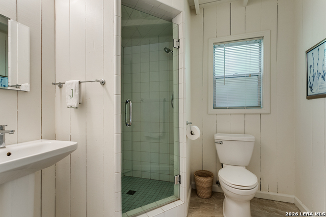 Image 20 of 24 For 430 Corona Ave