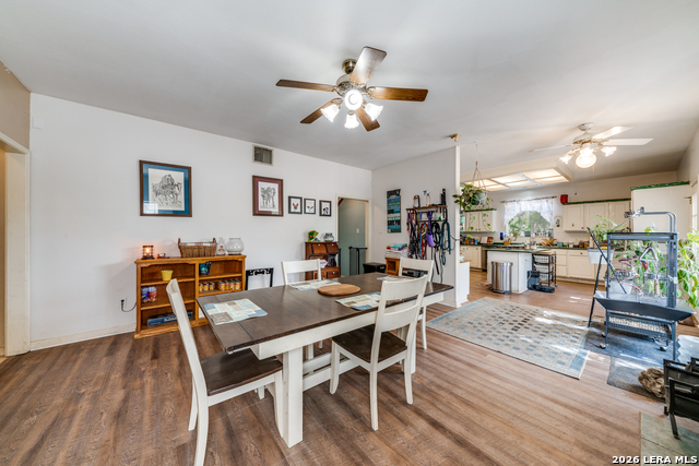 Image 10 of 33 For 1855 Burr Oak Ln