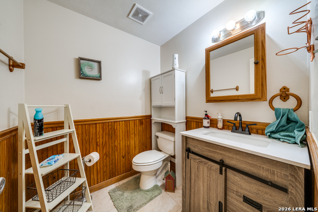 Image 11 of 33 For 1855 Burr Oak Ln