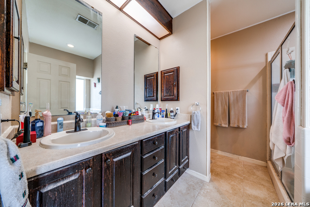 Image 12 of 33 For 1855 Burr Oak Ln