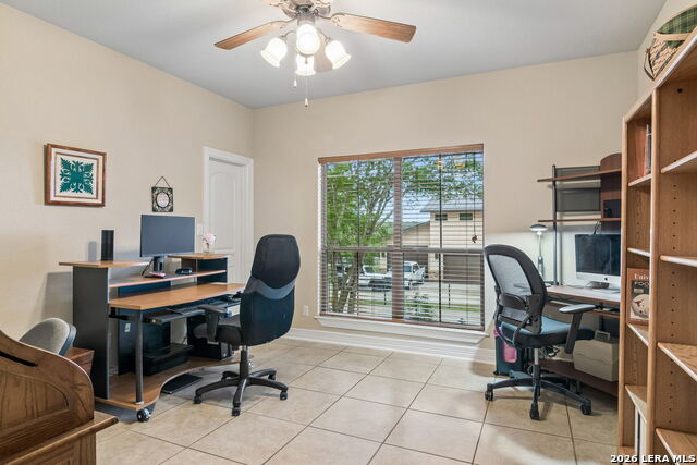 Image 26 of 47 For 480 Wentworth