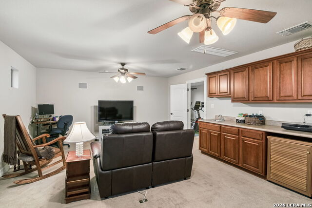 Image 29 of 47 For 480 Wentworth