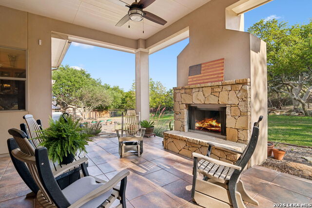 Image 33 of 47 For 480 Wentworth