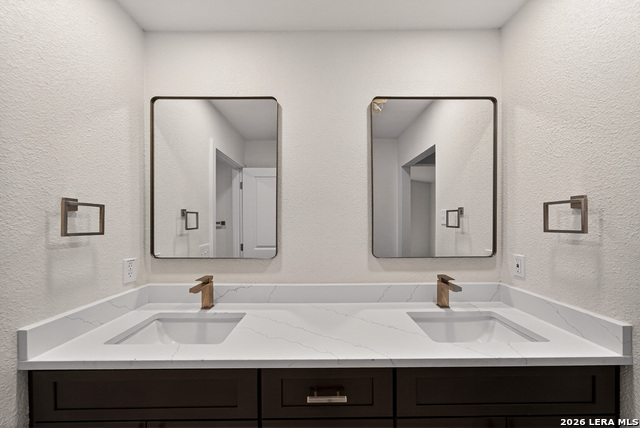 Image 21 of 34 For 6135 Willowridge Ln