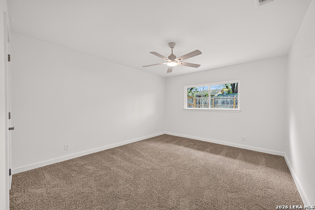 Image 23 of 34 For 6135 Willowridge Ln