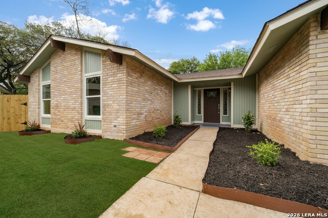 Image 4 of 34 For 6135 Willowridge Ln