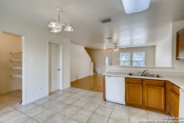 Image 4 of 11 For 4807 Heather Pass