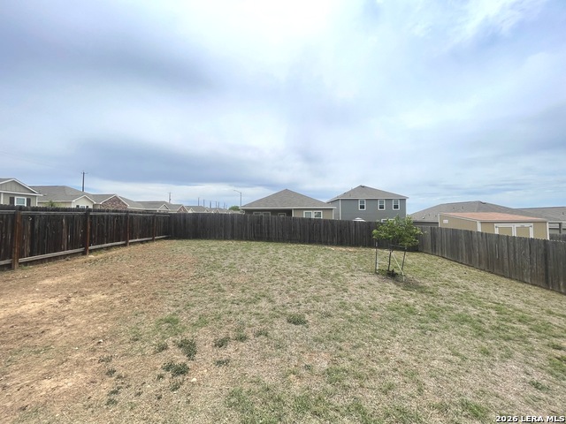 Image 13 of 14 For 12502 Larissa