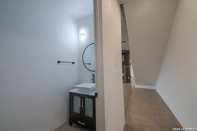 Image 12 of 36 For 714 Misty Water Ln