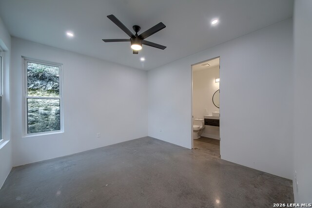 Image 13 of 36 For 714 Misty Water Ln