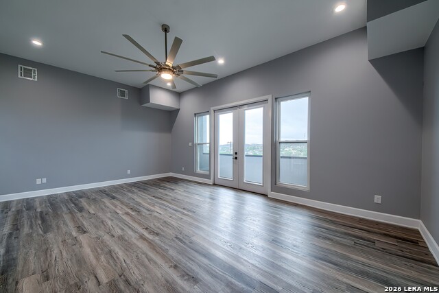 Image 16 of 36 For 714 Misty Water Ln