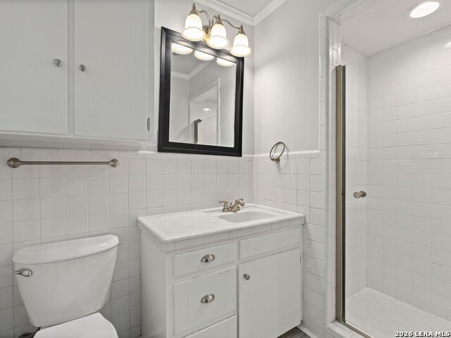 Listing photo id 15 for 91 Ohio Ave  