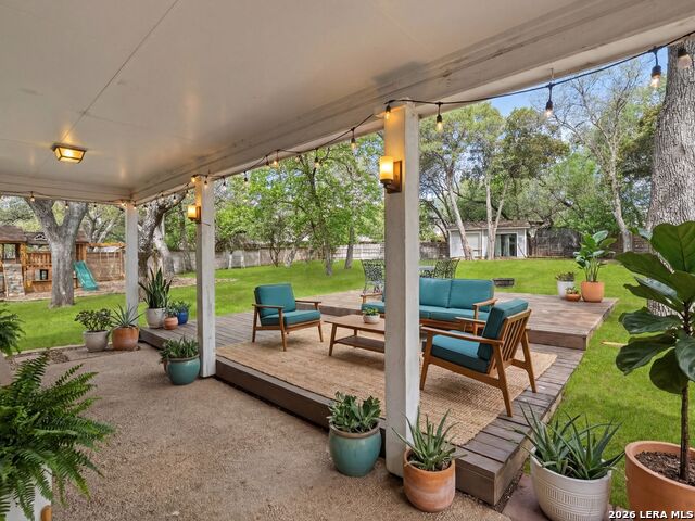 Listing photo id 26 for 91 Ohio Ave  