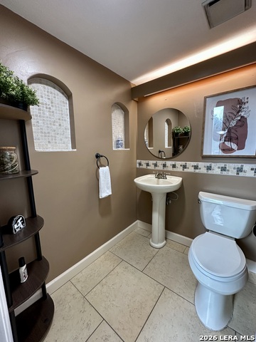 Image 18 of 50 For 201 Country Wood Dr