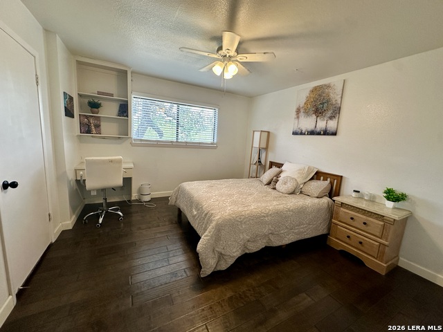 Image 33 of 50 For 201 Country Wood Dr