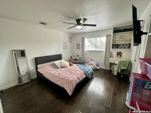 Image 36 of 50 For 201 Country Wood Dr