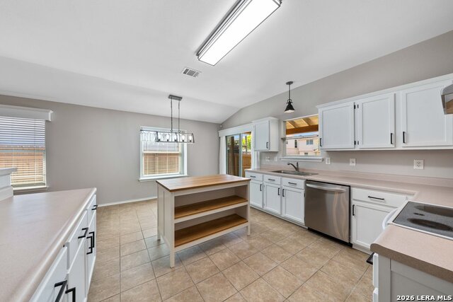 Image 14 of 33 For 659 Coral Harbor