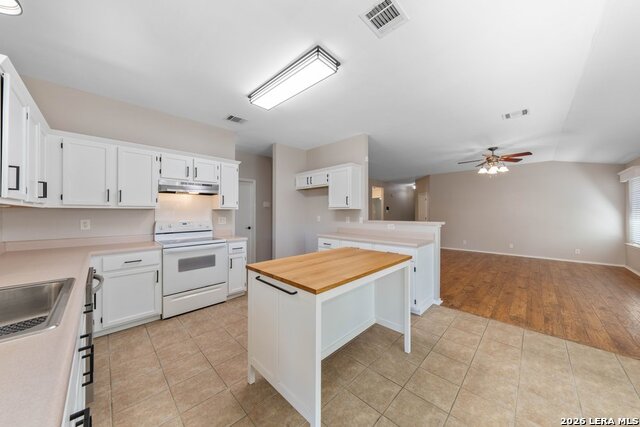 Image 15 of 33 For 659 Coral Harbor