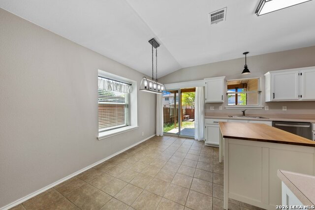 Image 16 of 33 For 659 Coral Harbor